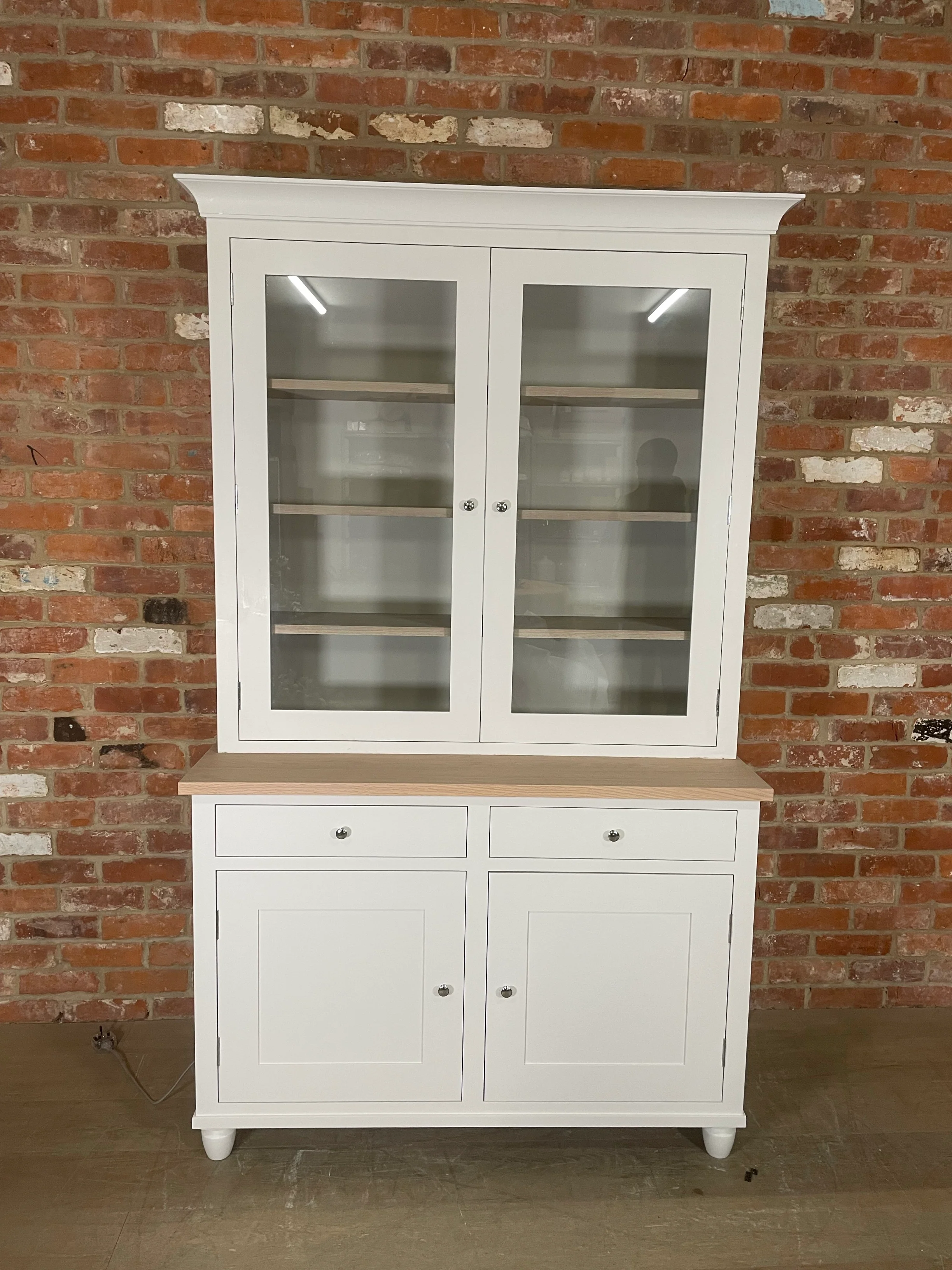 Suffolk 4ft Contemporary Glazed Dresser - Silver Birch- No Lighting - Image 2
